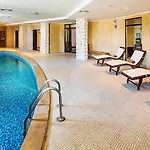 The Cliff And By Flat Mаnаger 4* ابزور