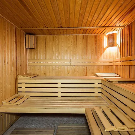 Szálloda The Cliff And By Flat Mаnаger 4*