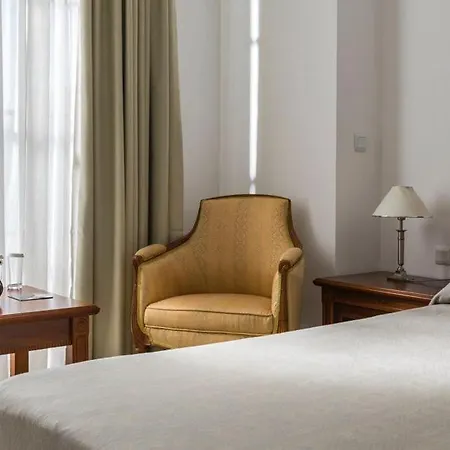 The Cliff And Hotel 4*