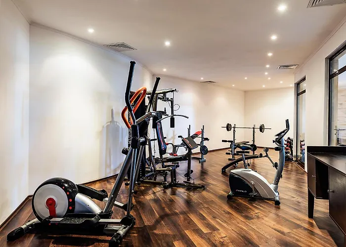 The Cliff And By Flat Mаnаger Hotel 4*