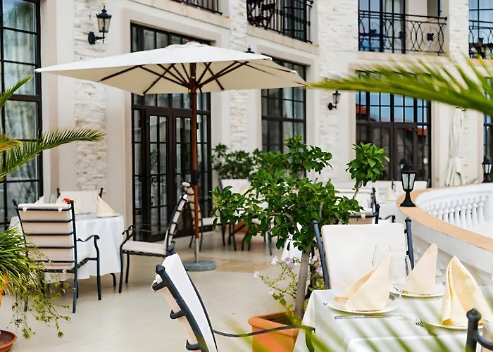 The Cliff And By Flat Mаnаger Hotel Obsor