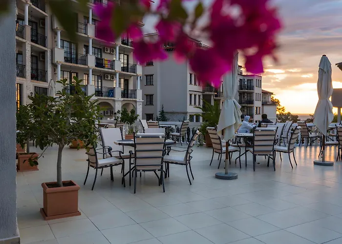 Hotel The Cliff And By Flat Mаnаger Obsor